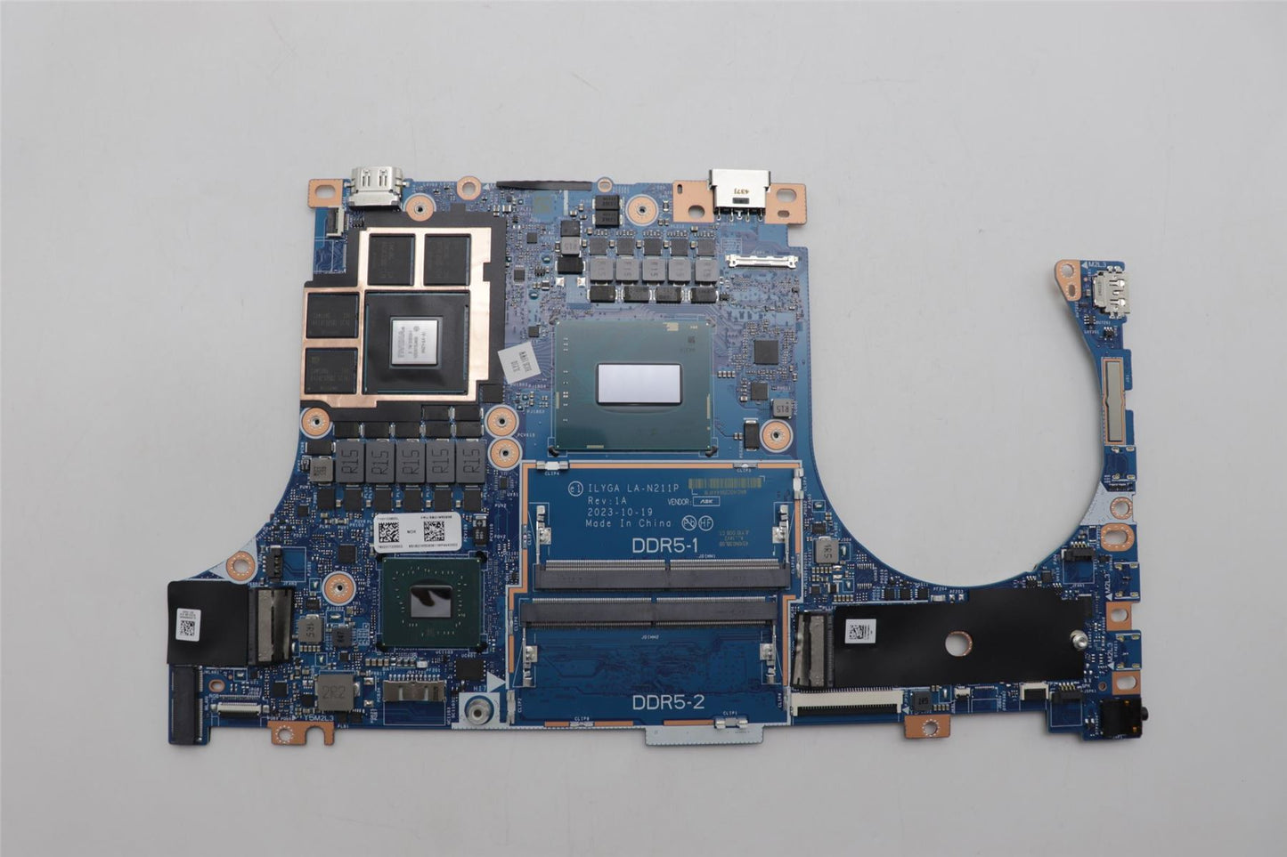 Lenovo C 83DG I914900HX_RTX4060 NOKRM 5B21M50938