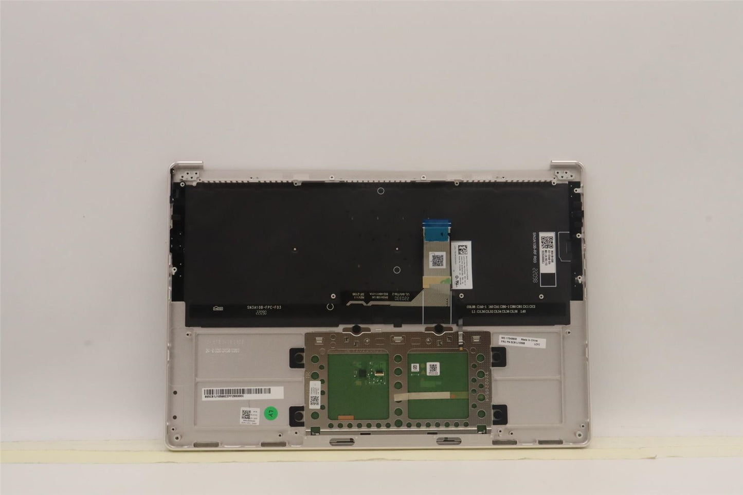 Lenovo Upper Case ASM_UKE L82T0 5CB1J10598