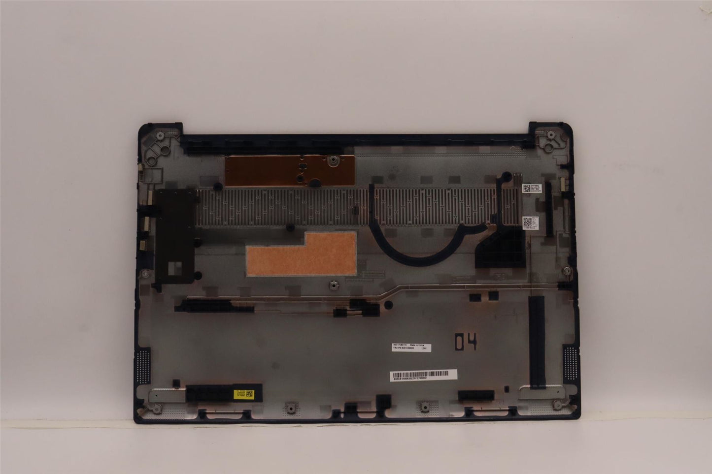 Lenovo Lower Case L 82RL WO_HDD_A/B_U 5CB1H80633