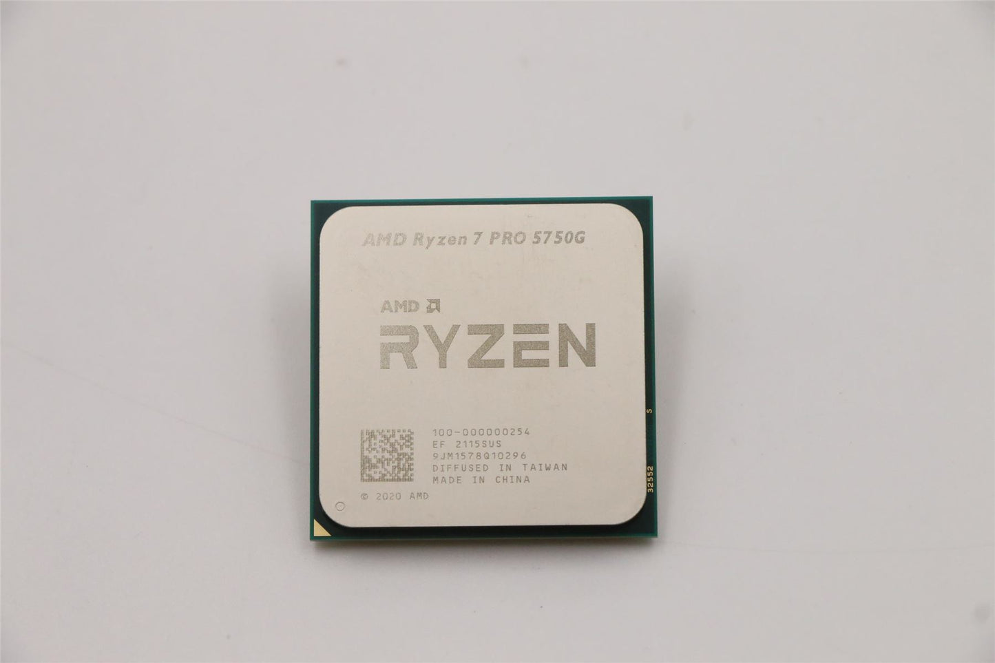 Lenovo 5SA0U56289 SP Ryzen 7 PRO 5750G 3.8GHz/8C/16M/65W