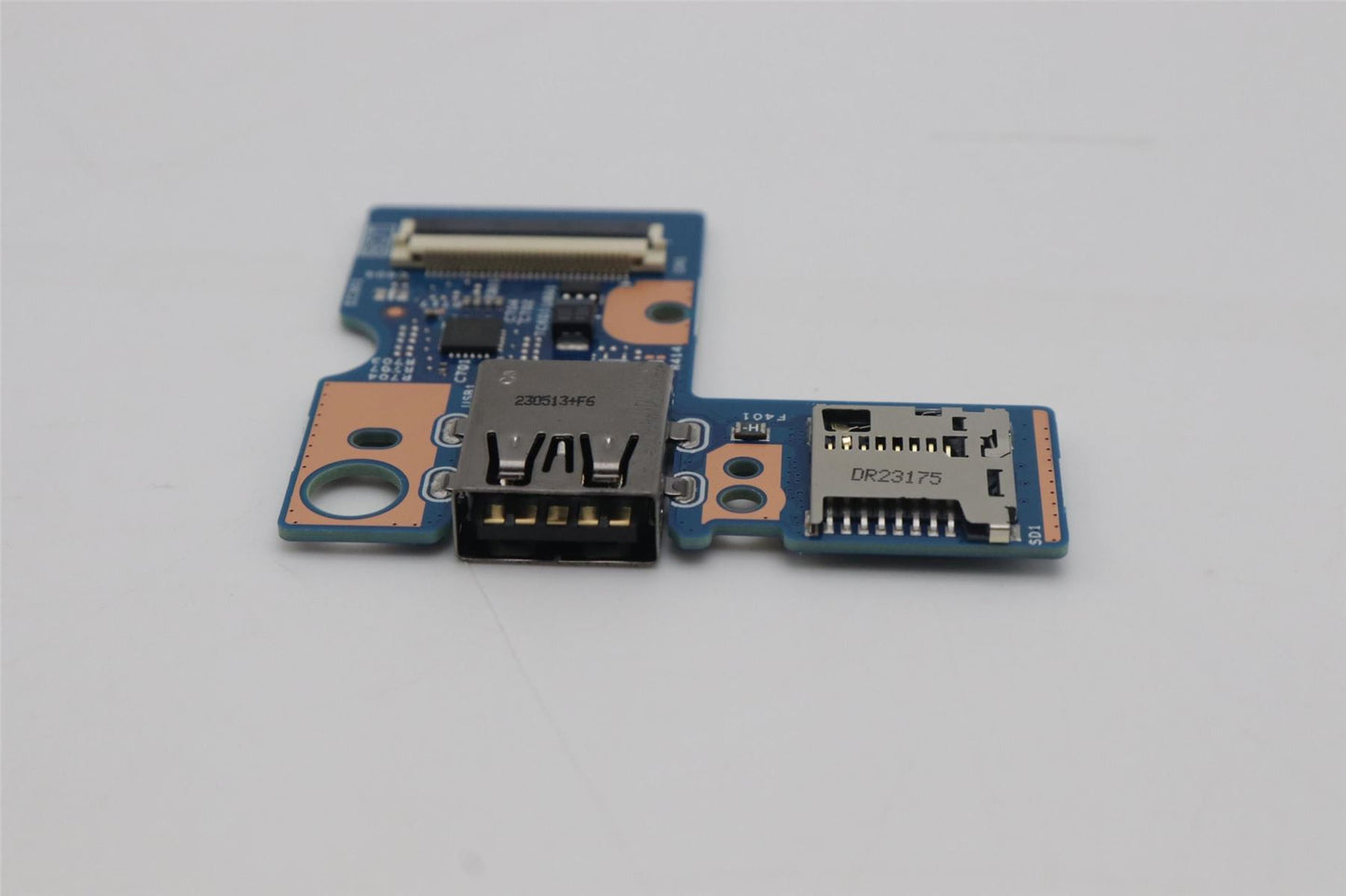 Lenovo FRU CARDPOP IO BOARD,SWG,Golem-2 5C51J62747