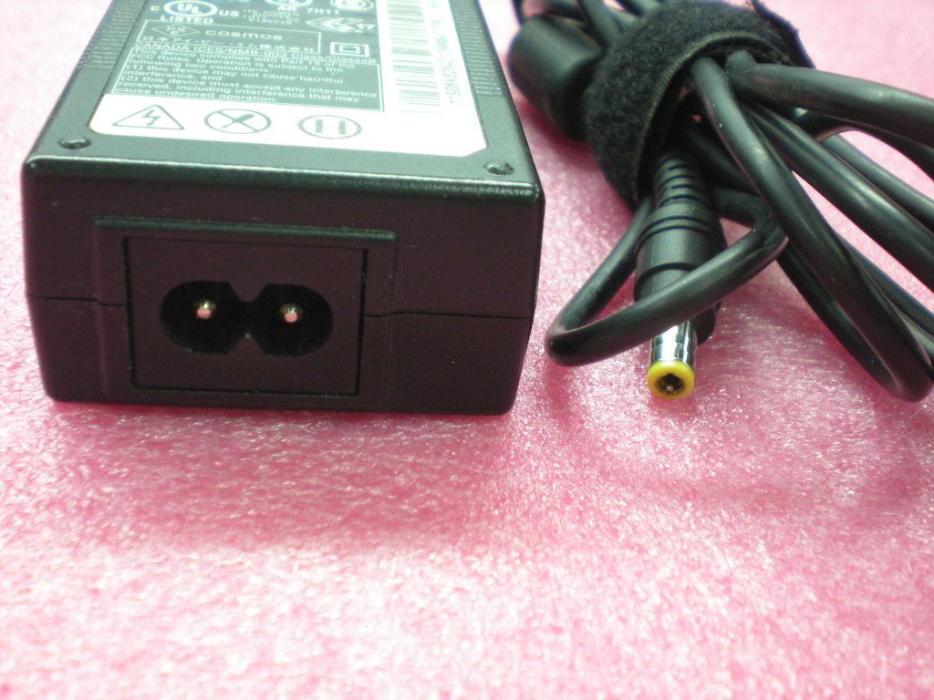 Lenovo ASTEC72WSlim2p AC Charger Adapter 92P1017