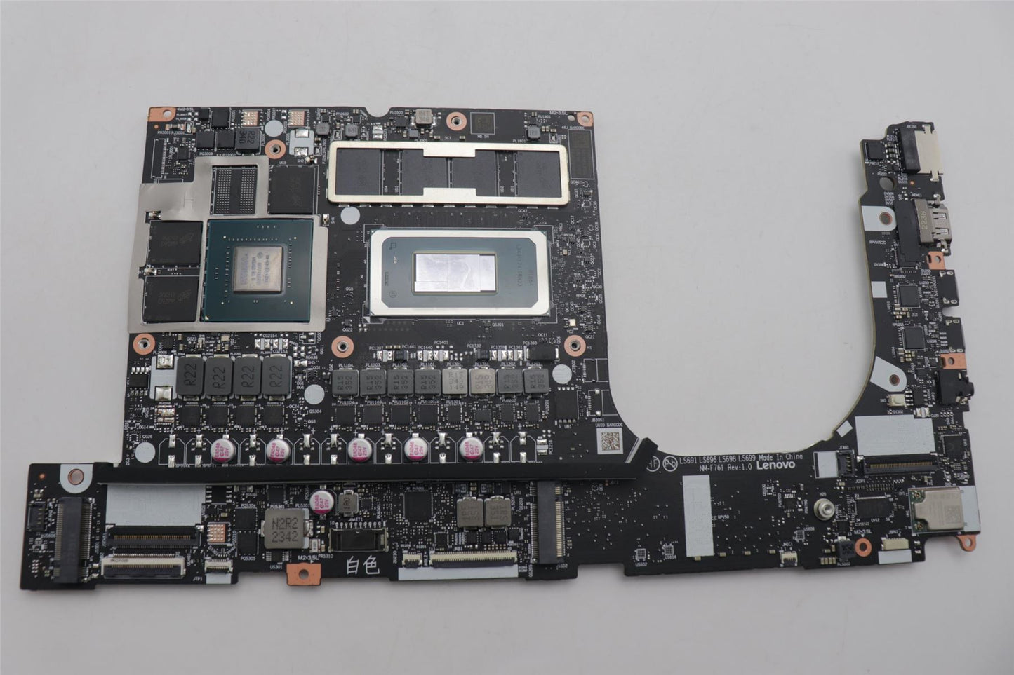 Lenovo L83DNULT9_185H_4050_32G_WINRMEI 5B21M49506