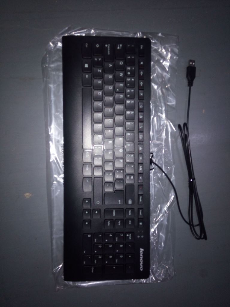 Lenovo S400z S500z S200 S500 S200z. S510 ThinkStation P410 Keyboard 5C10S29910