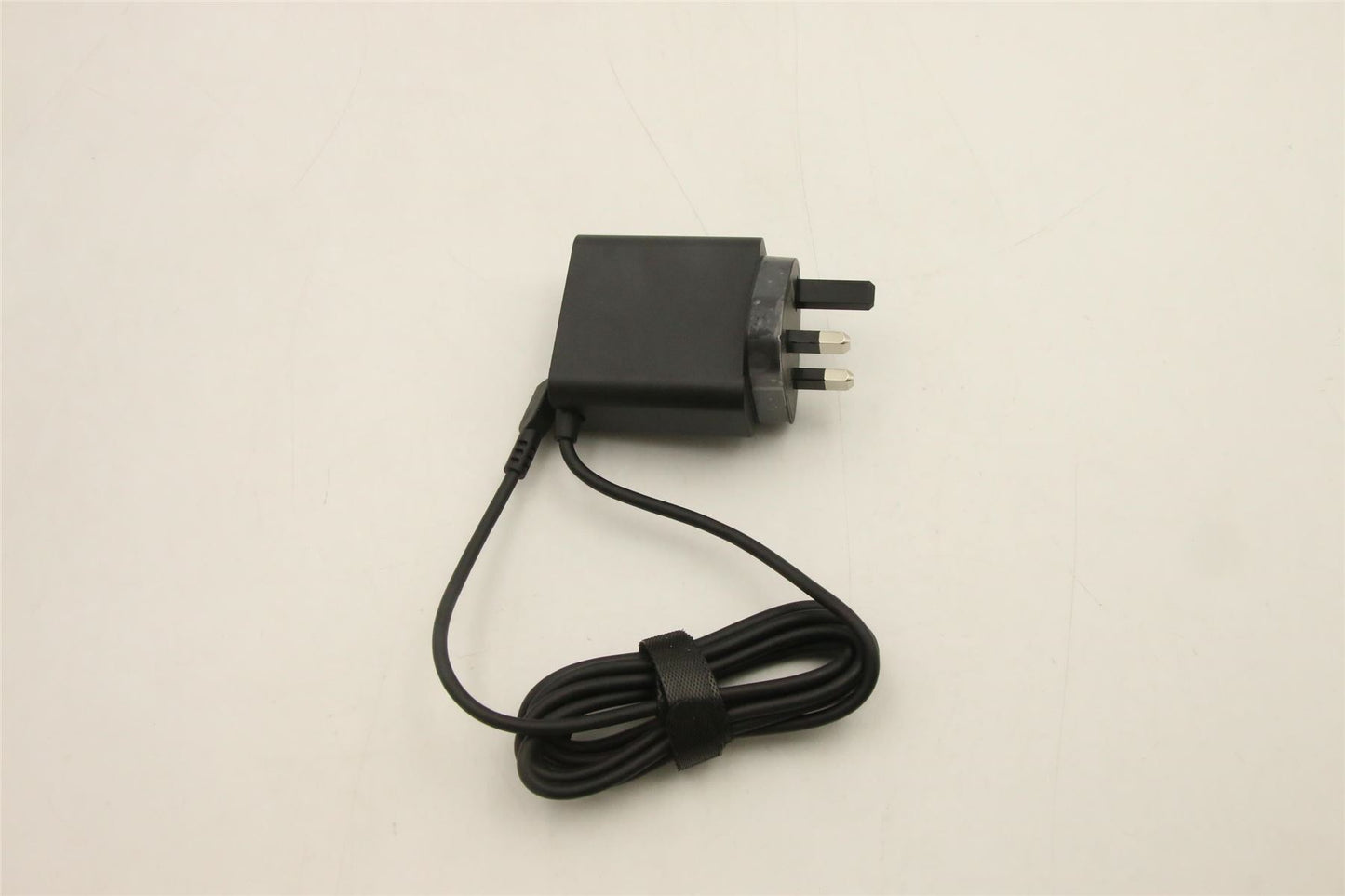 Lenovo ThinkBook 14 G4 IAP 15 G4 IAP AC Charger Adapter Power supply 5A11C11088