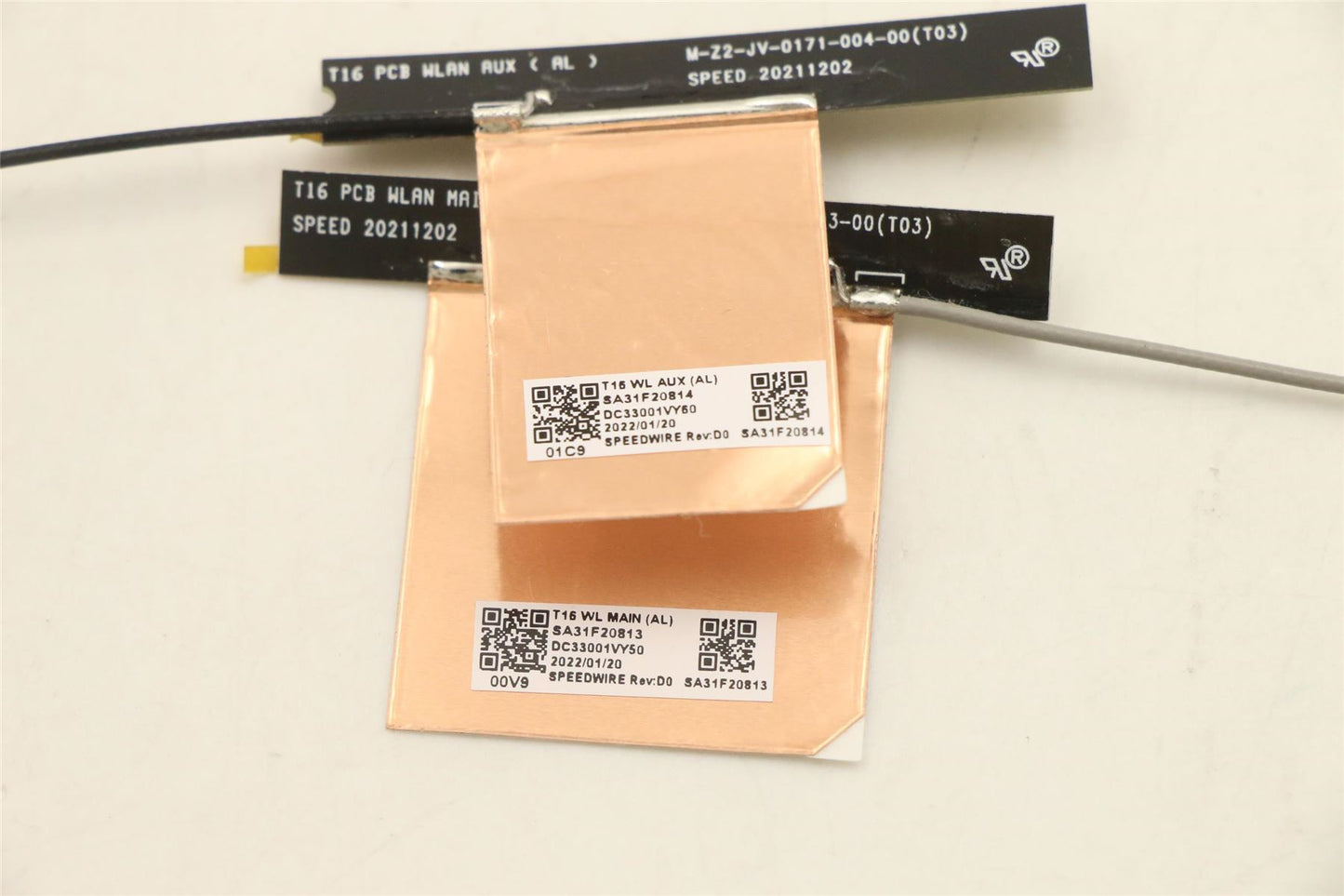 Lenovo FRU ANTENNA SPEED WLAN AL T16G1 5A30Z88194