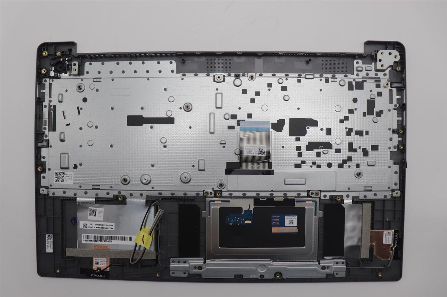 Lenovo IdeaPad 3 15ABR8 Palmrest Cover Touchpad Keyboard Arabic 5CB1K96829