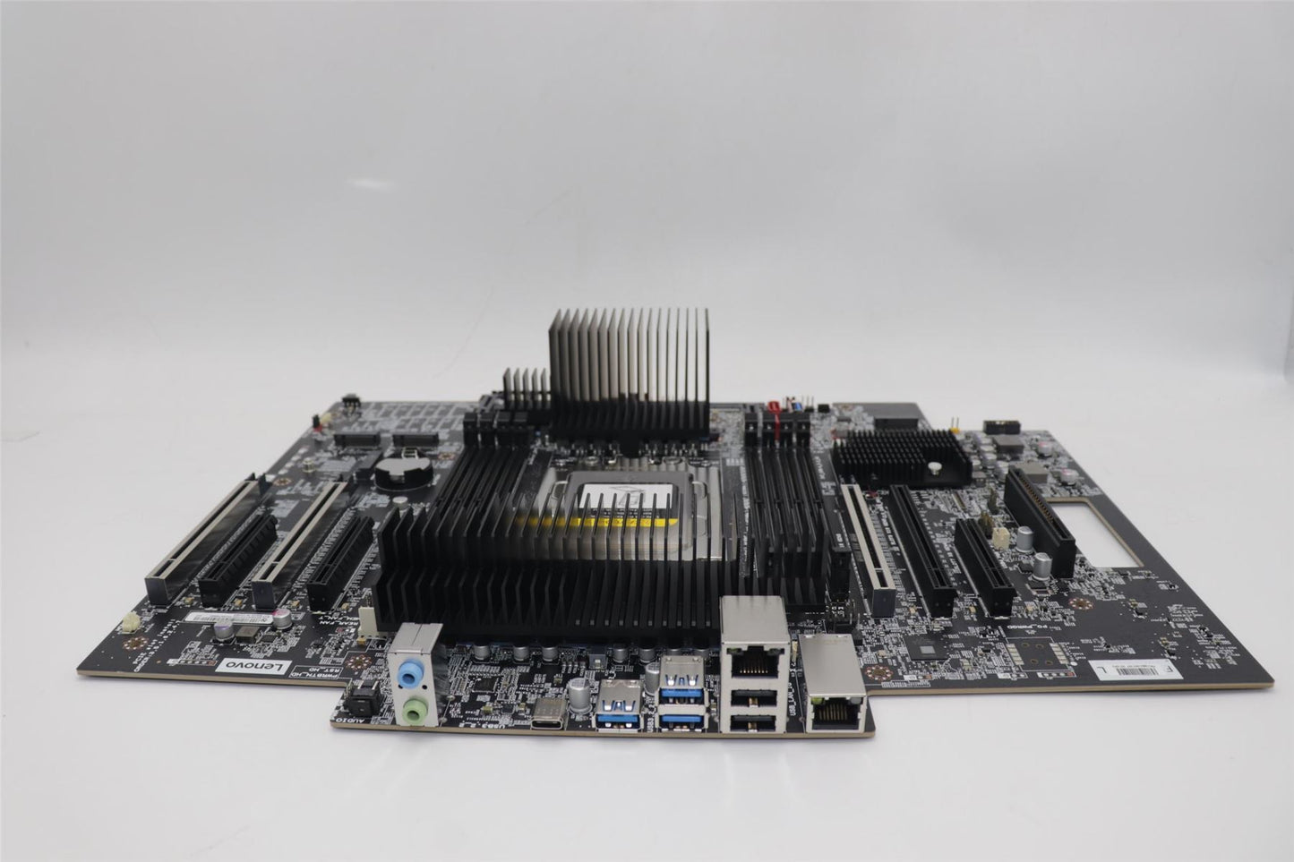 Lenovo MB P8 NO DPK YTPM2 yAB 5B21M21337