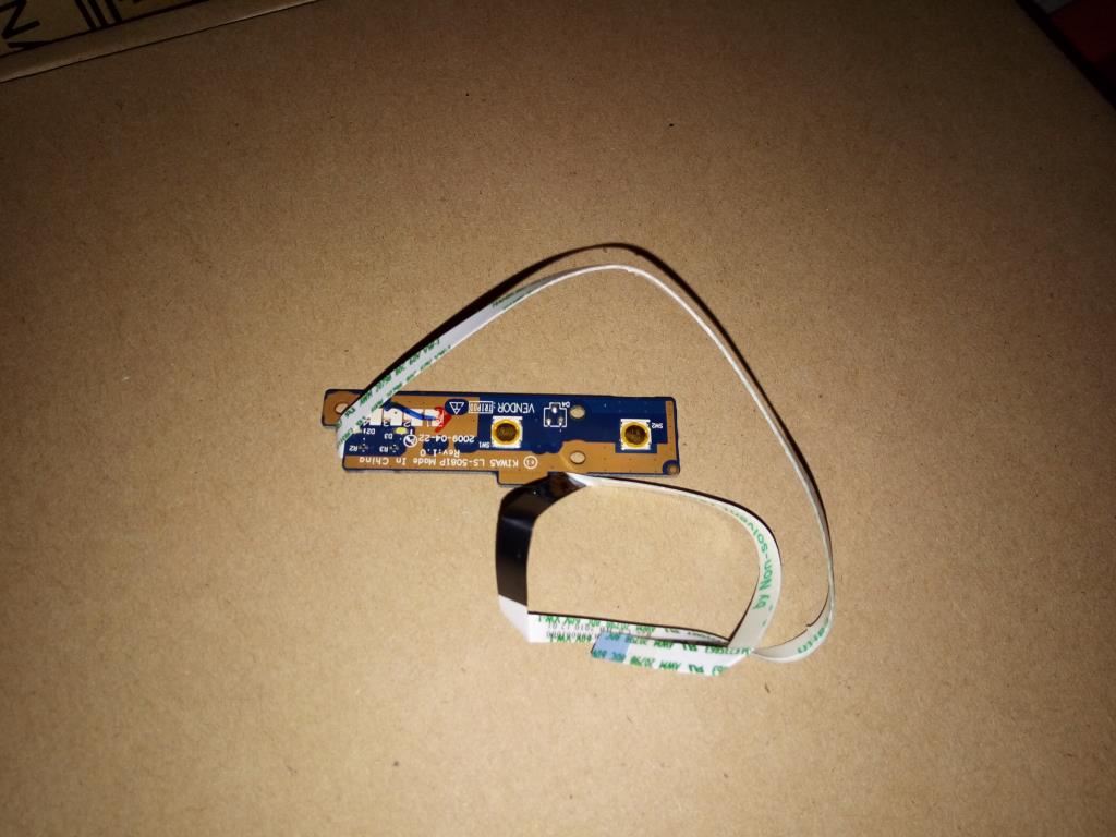 Lenovo KIWA8 W/FFC LOWEND Power FFC Board 31038751