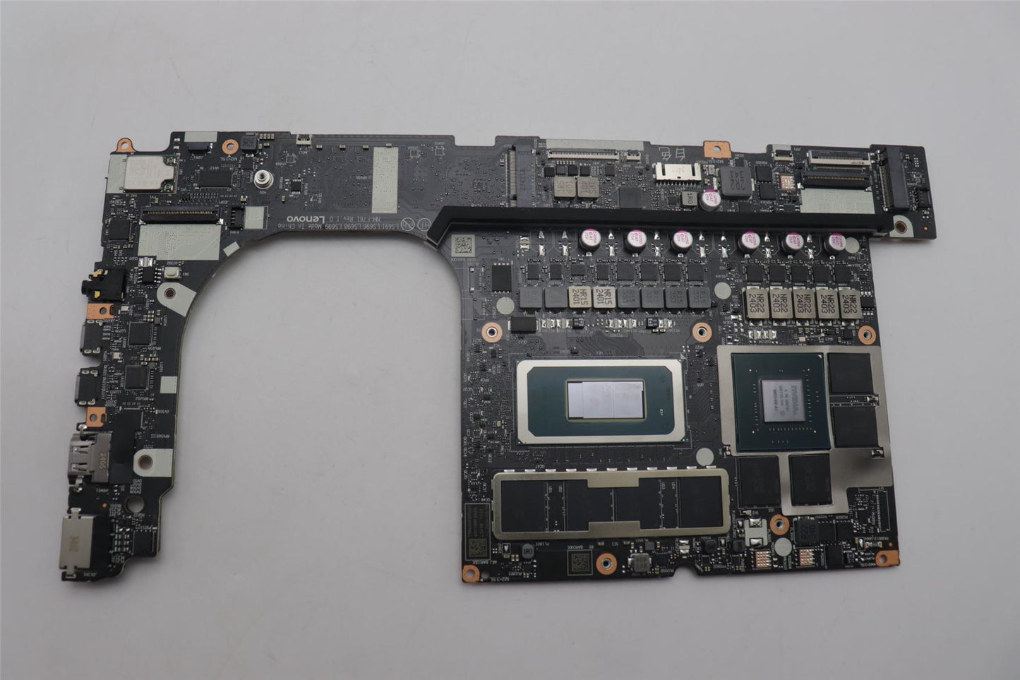 Lenovo L83DNULT9_185H_4060_32G_NOKRMEI 5B21M49503