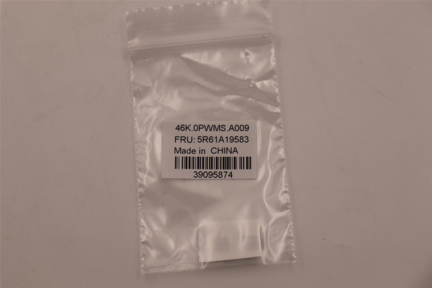 Lenovo RUBBER FRU RUB SG STRIP COVER Fenrir 5R61A19583