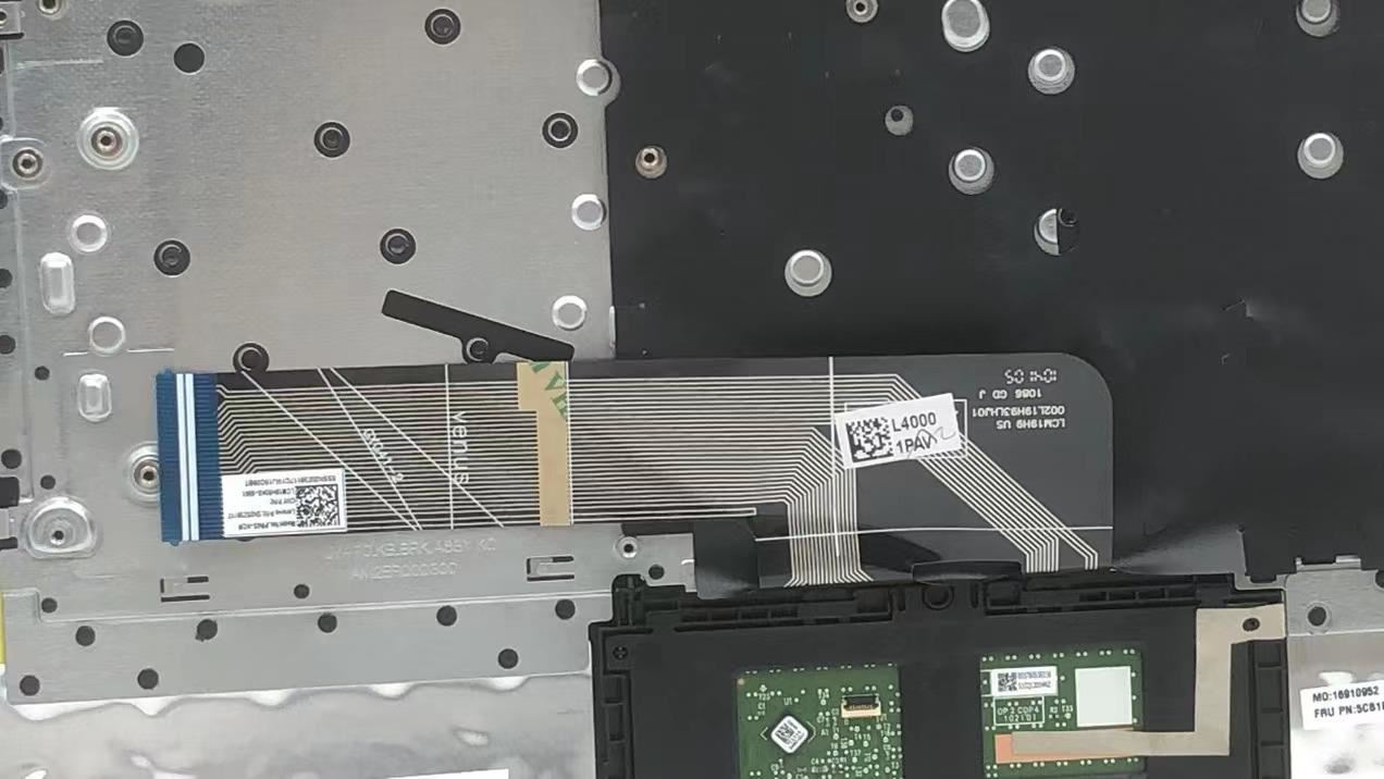 Lenovo Upper Case ASM_KOR L82QX NFP BK 5CB1F36830