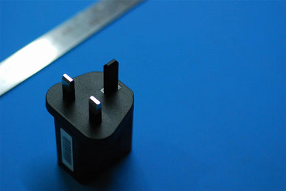 Lenovo Charger&*C-P37,5.2V/2A UK UPDATE B PIE 5A19A465L0
