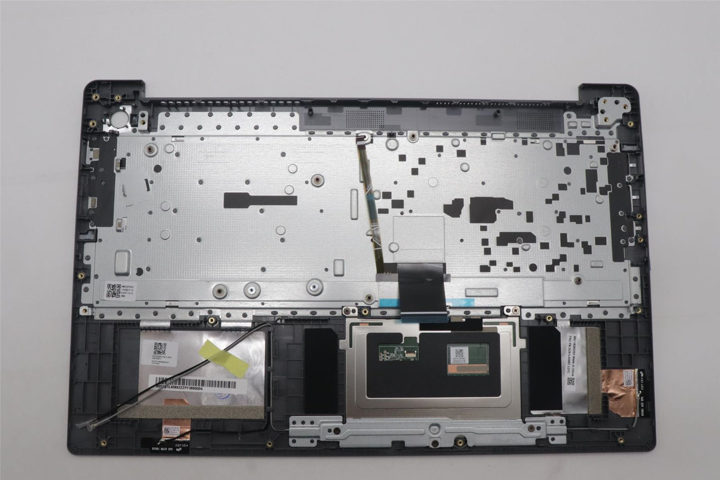 Lenovo Upper Case ASM_GRE L82X7 AGFP BL 5CB1L45882
