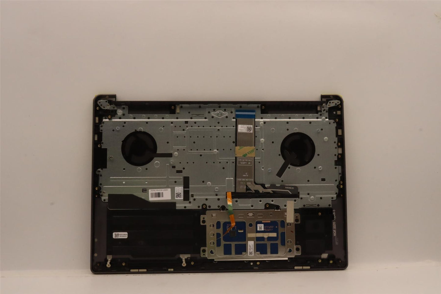 Lenovo Upper Case ASM_UKE H 82SN STGY UMA 5CB1J09063
