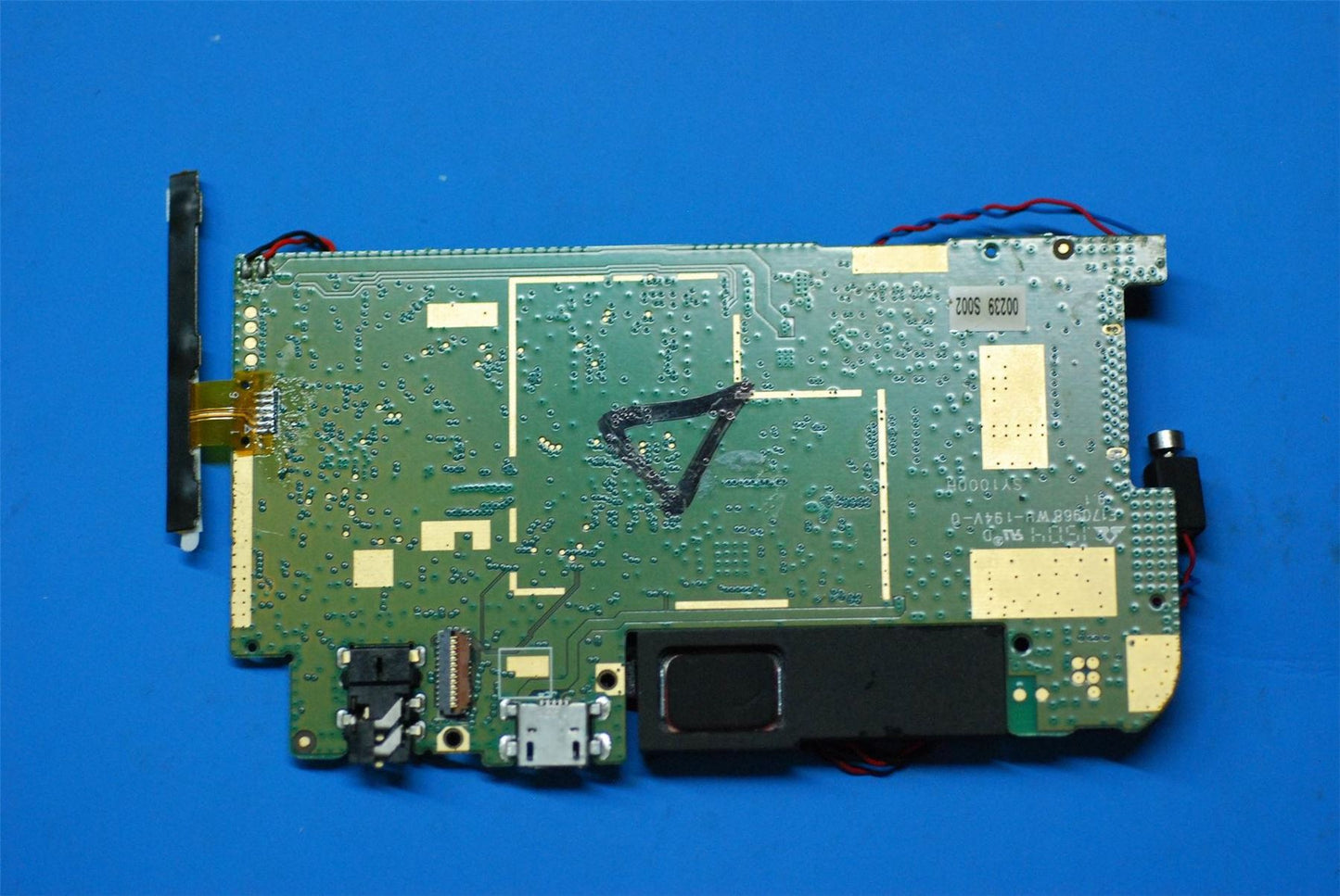 Lenovo A7-10 ROW MB-F CZ_CMSS&*320600187 CS 5B28C01598