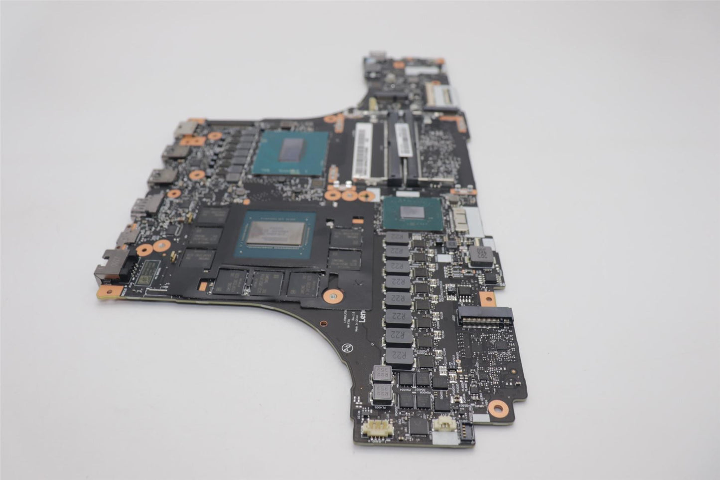 Lenovo L 83DENOKI914900HX_RTX409016GRM 5B21L86494