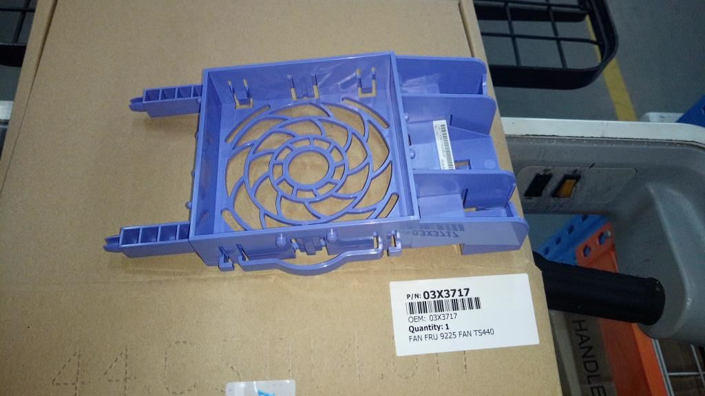 Lenovo FRU,KT2A 9225(38)FAN HOLDER Cooling Field Replaceable Unit Fan 03X3717