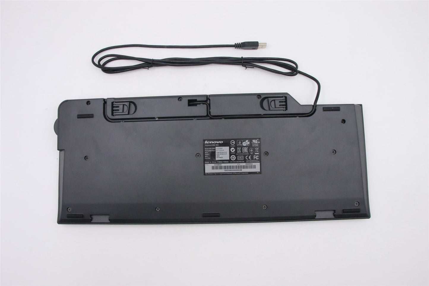 Lenovo ThinkStation P300 P310 P520c USB Wired Keyboard Lithuanian Black 03X7300