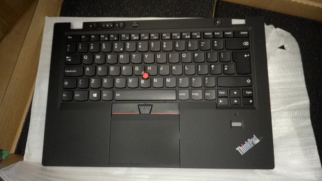 Lenovo Carbon X1 1st Palmrest Touchpad Cover Keyboard UK Europe Black 00HT029