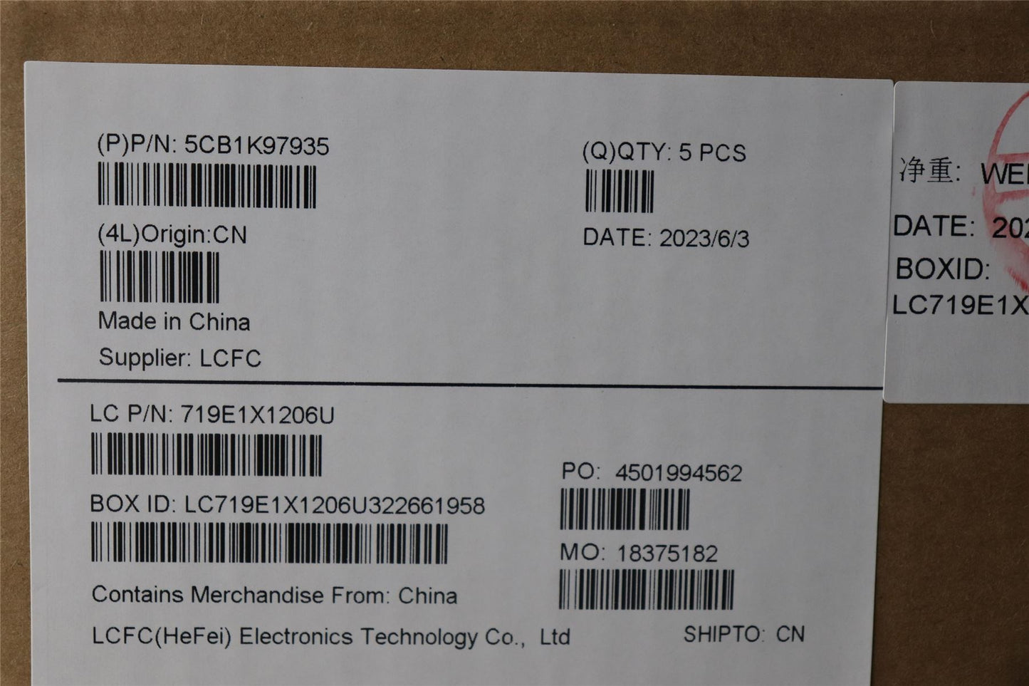 Lenovo Upper Case ASM_ITA L82XL NFP AG BL 5CB1K97935