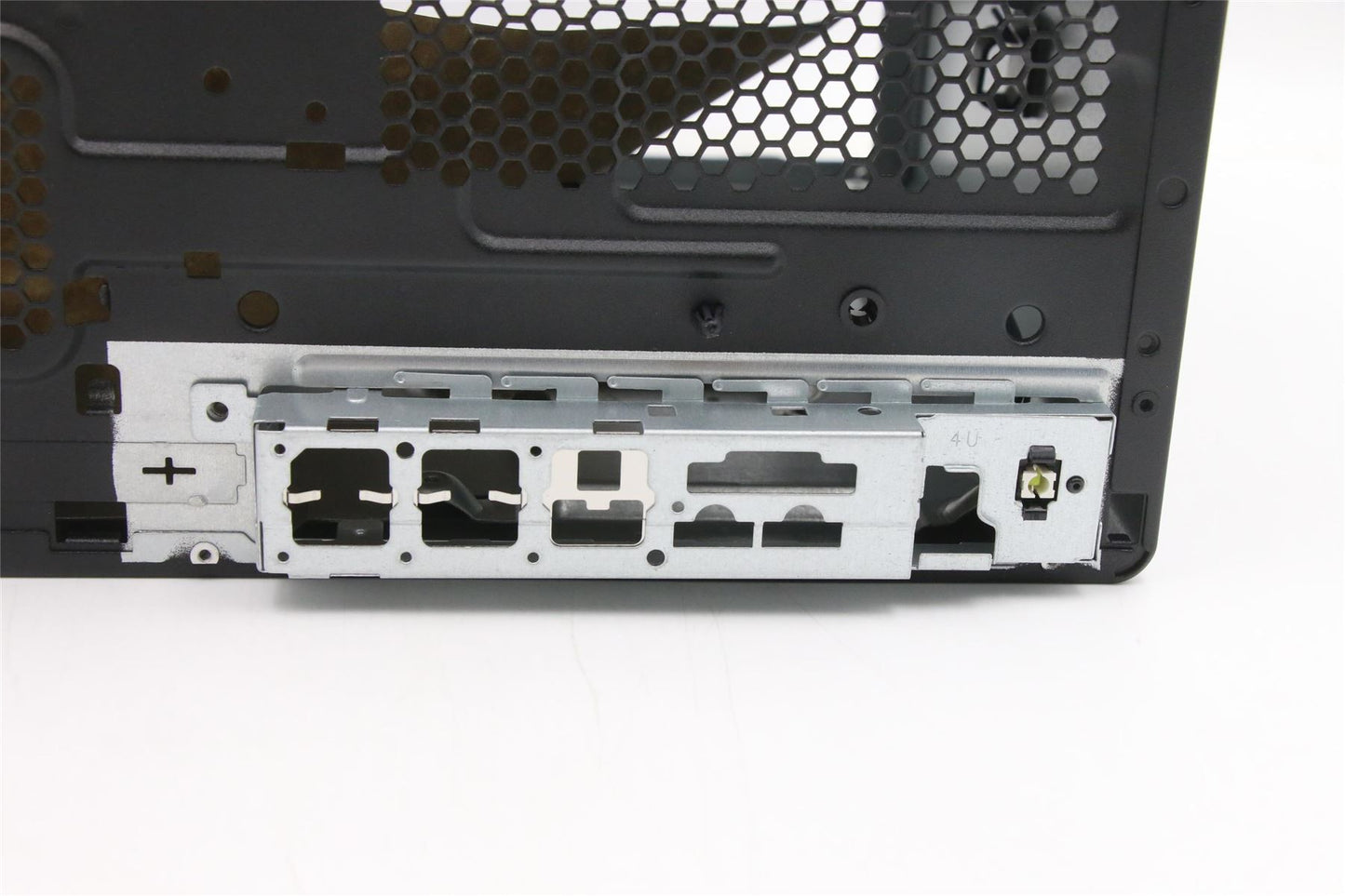 Lenovo MECH_ASM 336CTI Chassis W/O Bezel(n50t) 5M11C17083