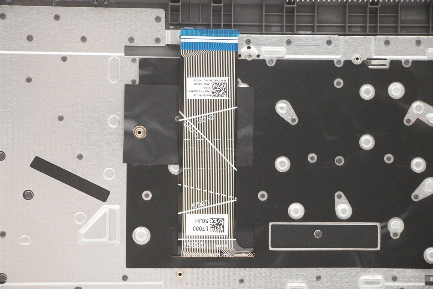 Lenovo Upper Case ASM_UKE L82NX IG UMA 5CB1C92931