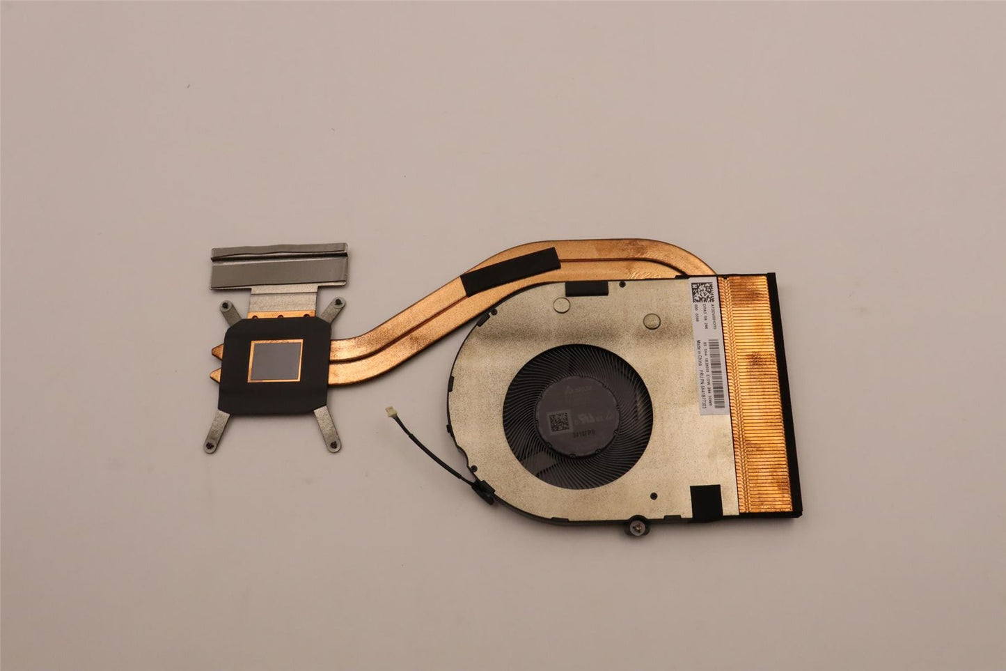 Lenovo ThinkPad T16 Gen 2 P16s Gen 2 Thermal Heatsink Cooling Fan 5H41B77304