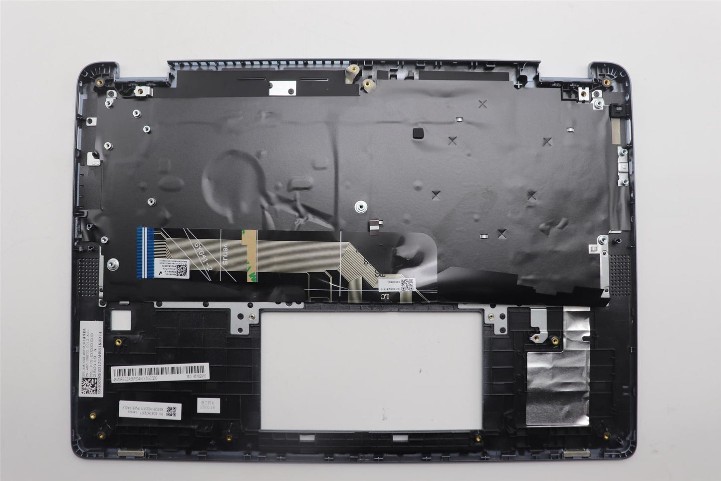 Lenovo COVER Upper Case ASM_CZE/SLK W82R9 SB BL 5CB1H72377