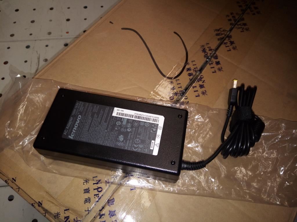 Lenovo AC_ADAPTER,150W,100-240V,3P 150W Rectangle 240V 3 Pin AC Charger Adapter 54Y8968