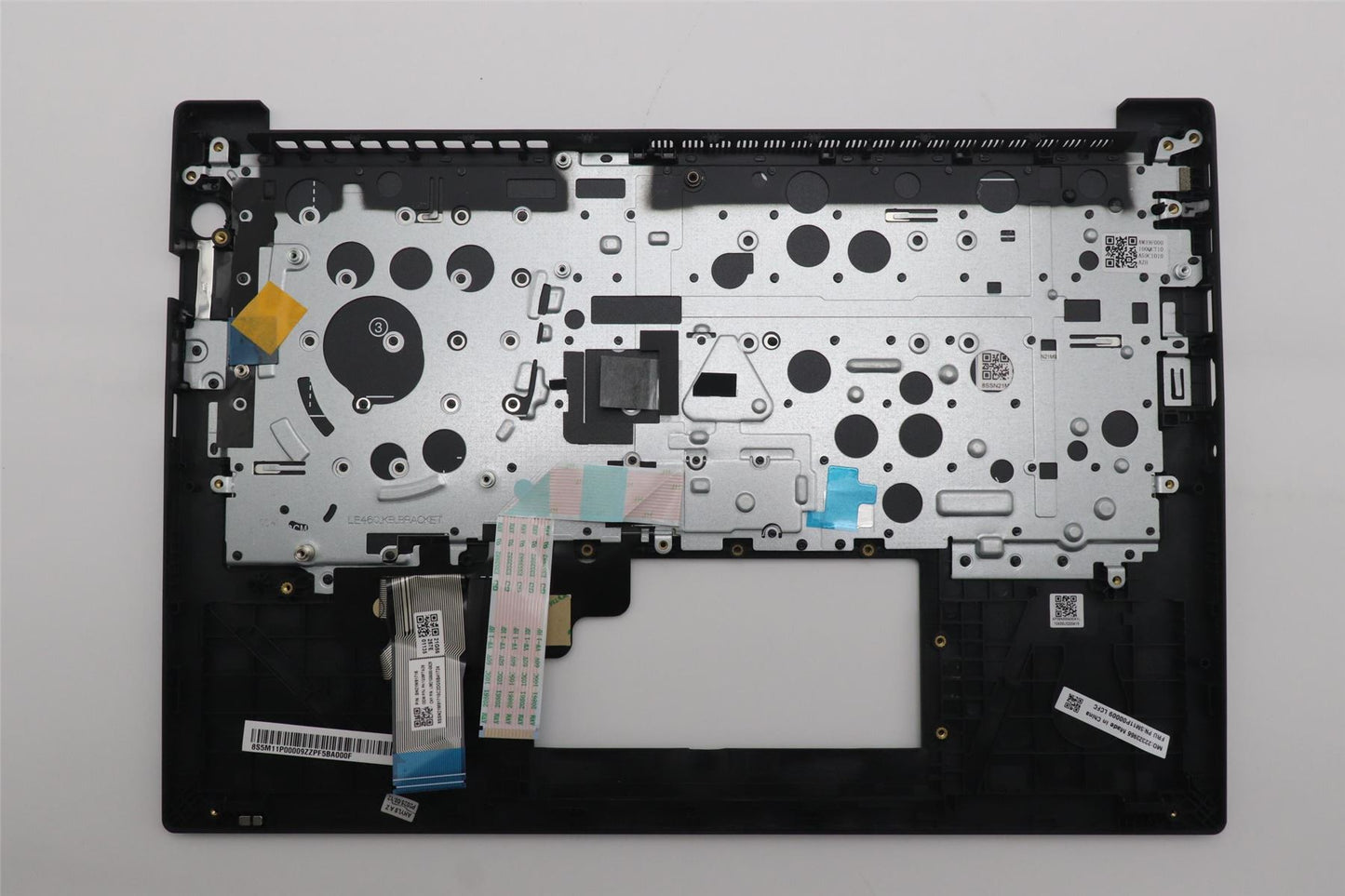 Lenovo MECH_ASM FRU SWE/FIN (TRI) UK BK 5M11P00012