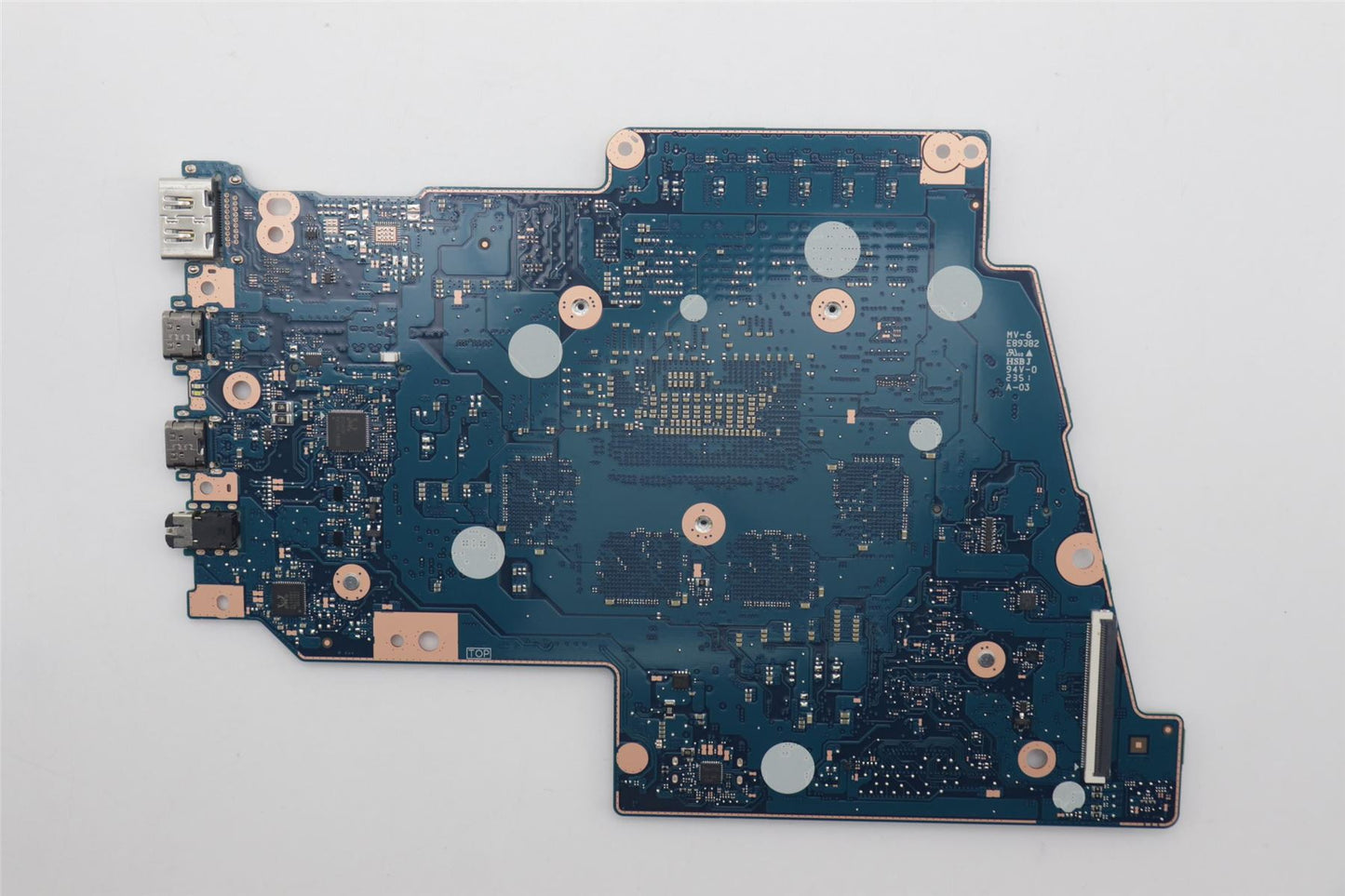 Lenovo H 83DS R5 HPTHS UMA 16G L WINRM 5B21M80912
