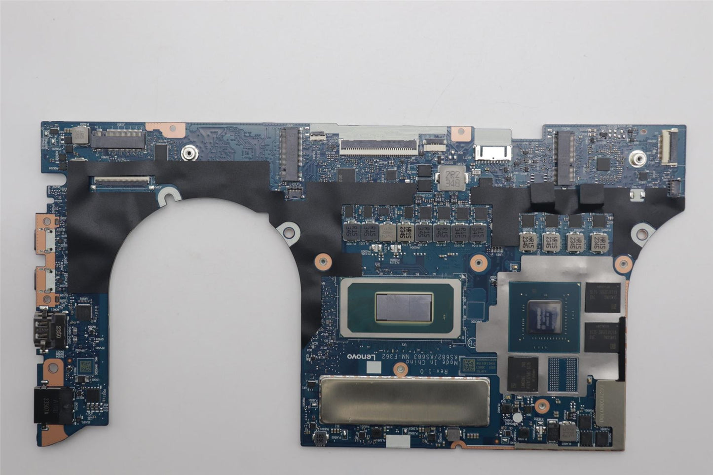 Lenovo L83D4NOKULT7155HRTX4050_16GRM O 5B21L86508