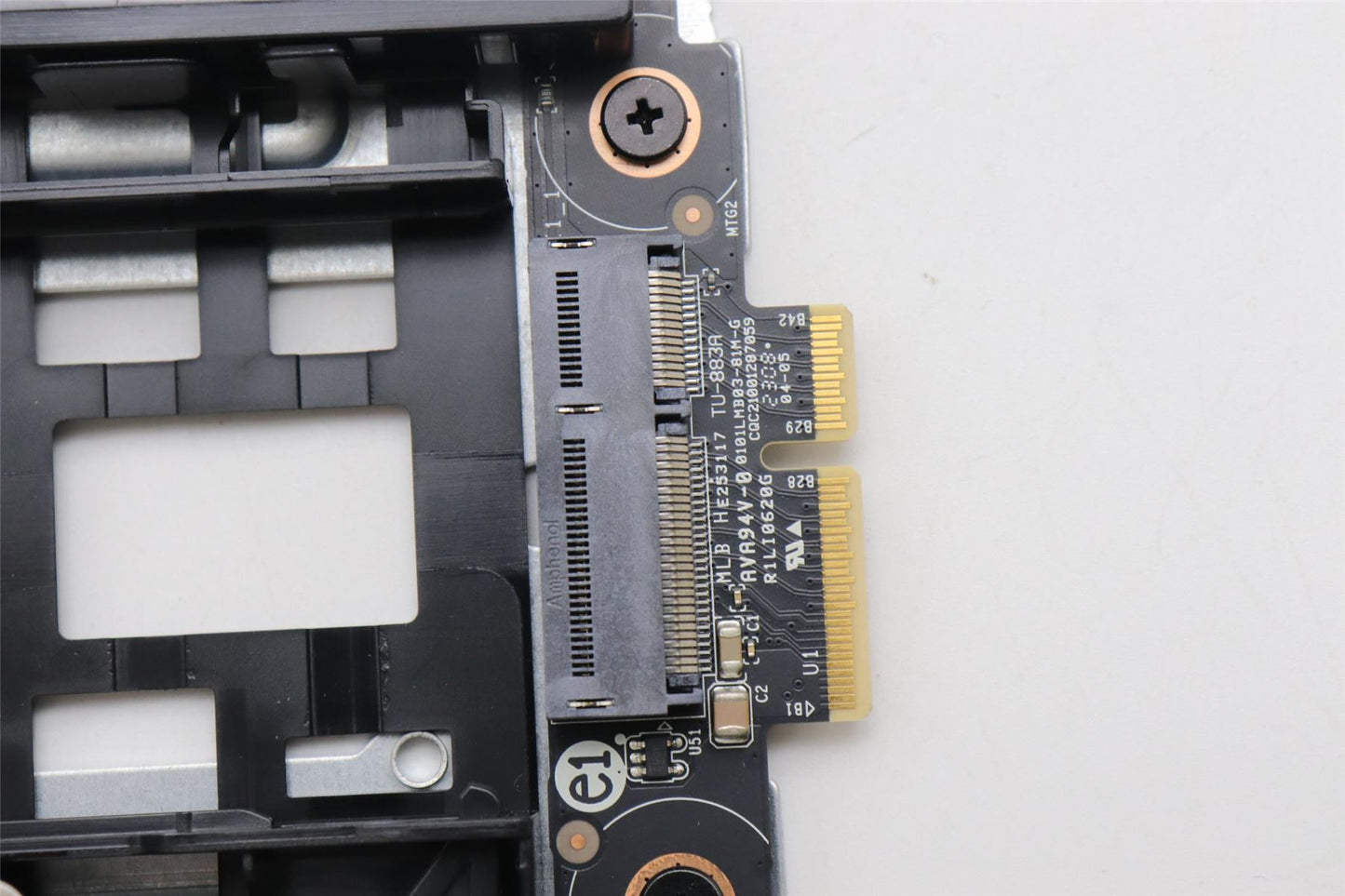 Lenovo MECH_ASM M.2 E1.S BAY 5M11C16901