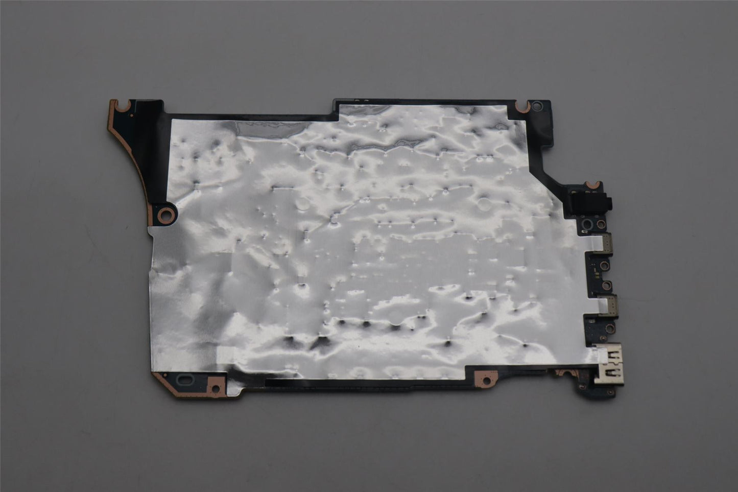 Lenovo H83DJ ULT7155H 16G2.8KO WINRMEI 5B21N62507