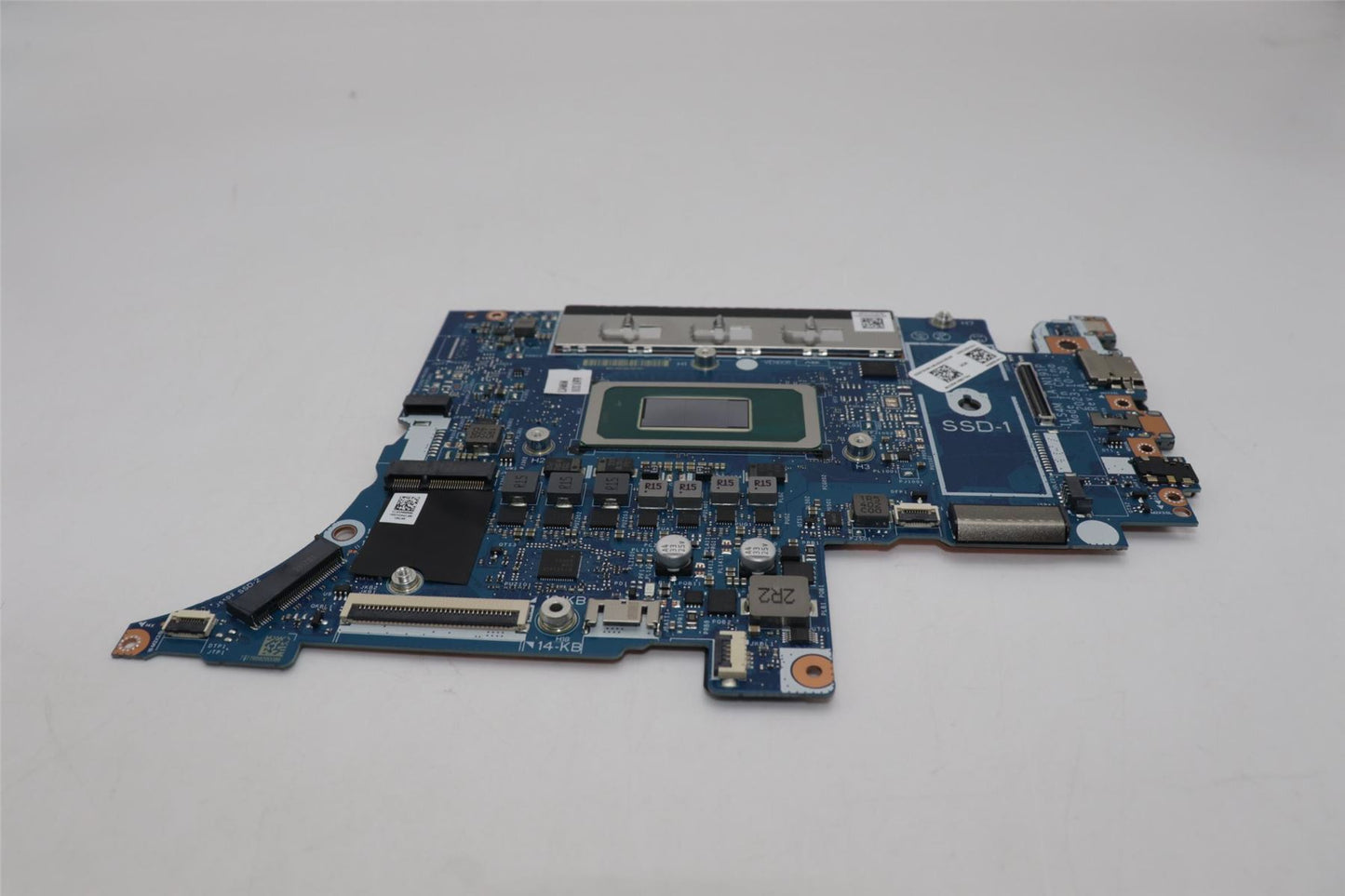Lenovo C83DC NOK ULT7_155H UMA16G L RM 5B21M20738