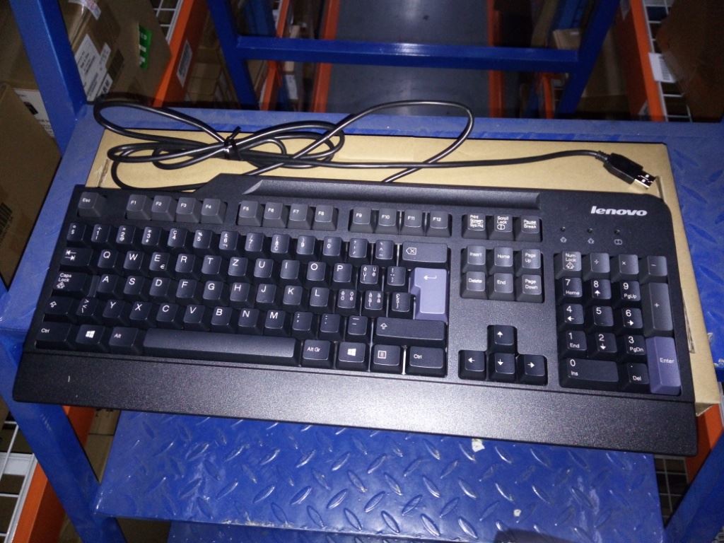 Lenovo Edge M92z M72z M92p M72e M82 M92 A58 92z 72 USB Wired Keyboard 54Y9434