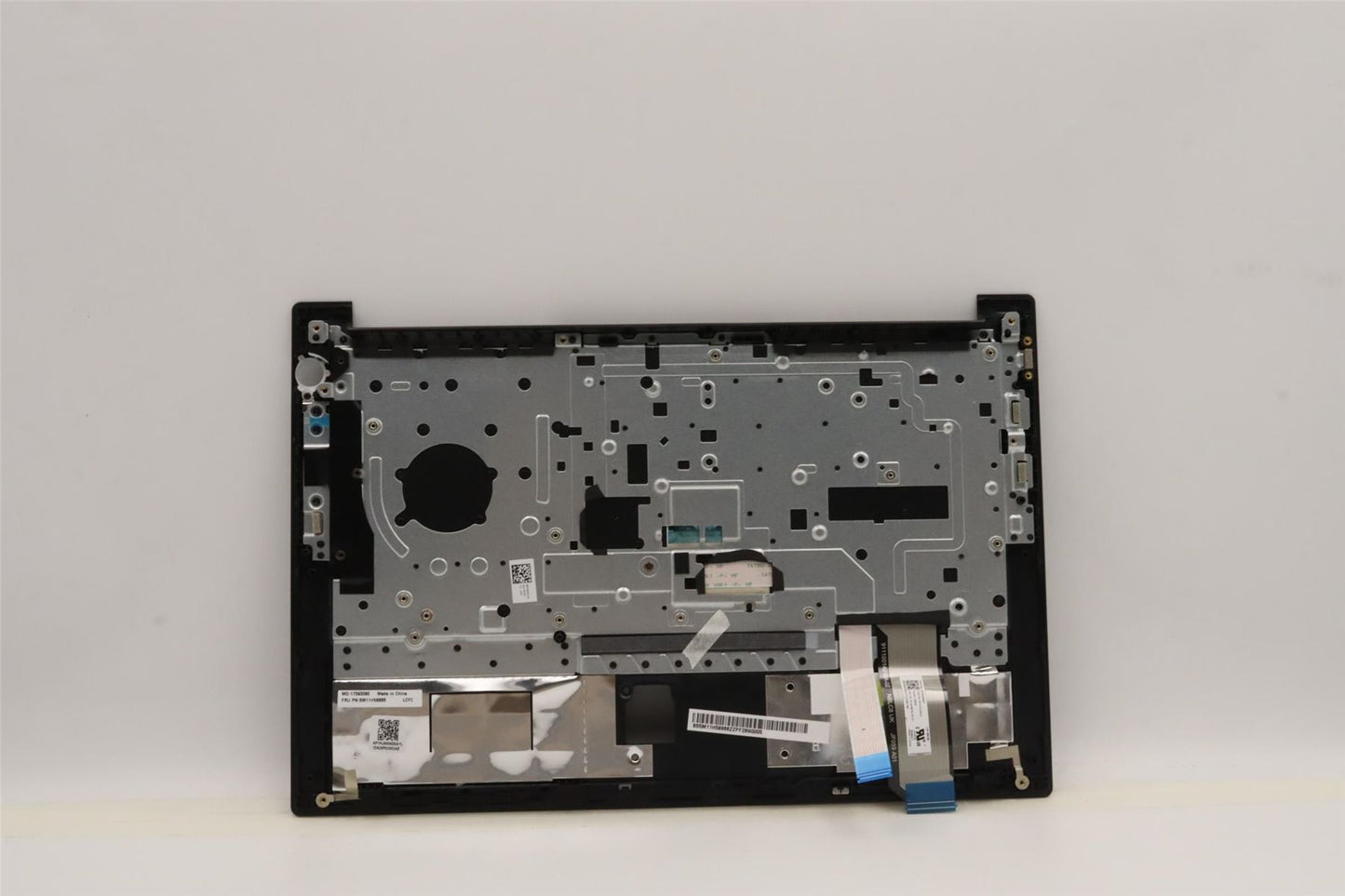 Lenovo ThinkPad E14 Gen 4 s Keyboard Palmrest Top Cover Swiss Black 5M11H58866