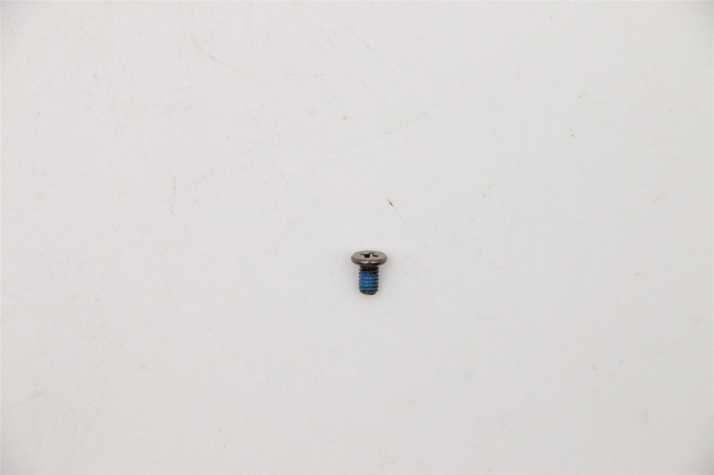 Lenovo 5S10K61904 SCREW SCREW MM2.5D4LK4.5DTBNI L80QH