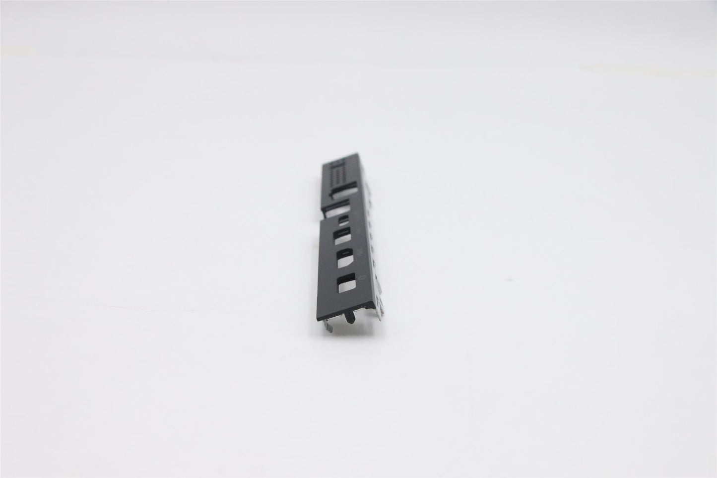 Lenovo MECH_ASM 530BT Back cvr HDMI 5M10U49935