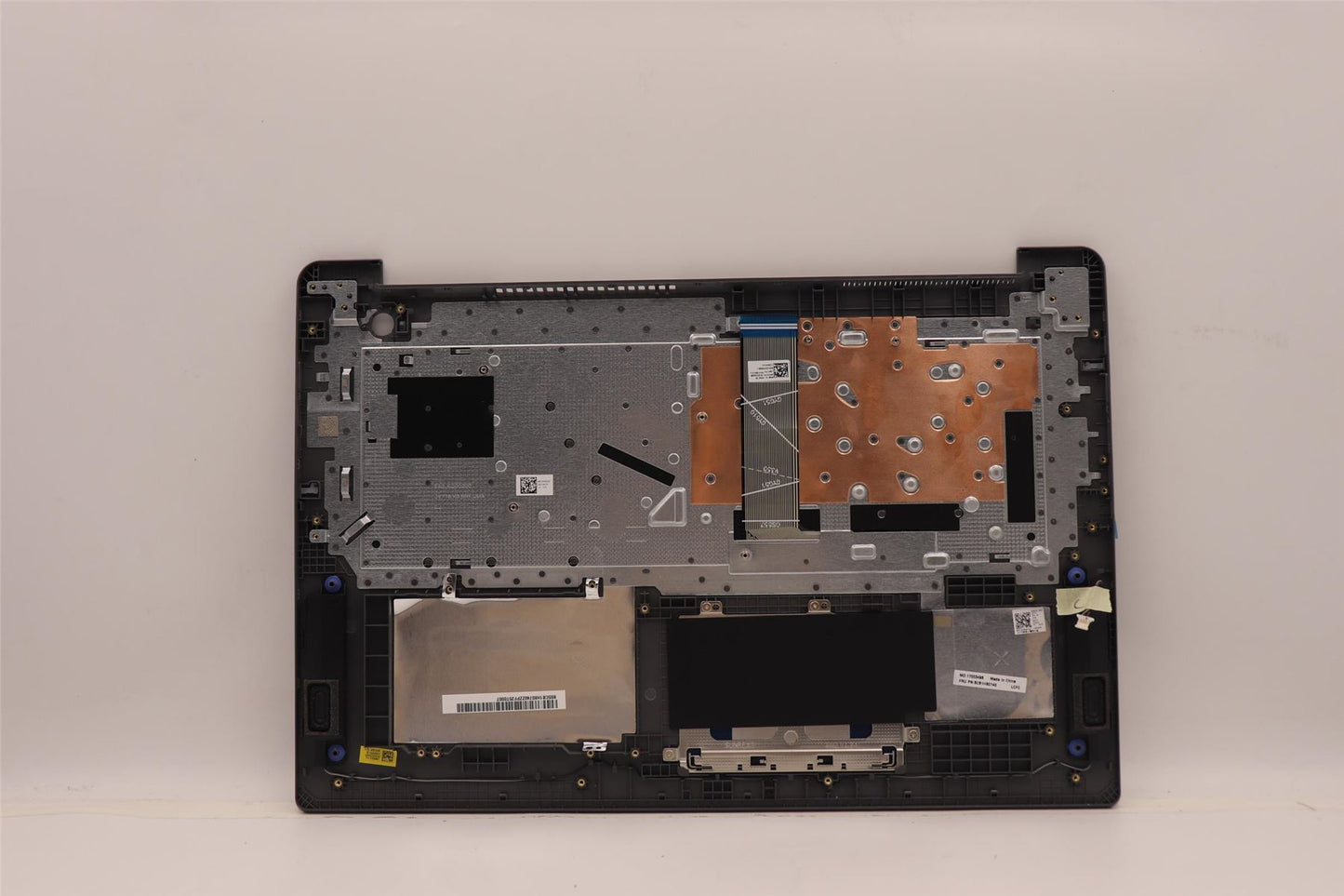 Lenovo COVER Upper Case ASM_GER L82RL FP AG U 5CB1H80740