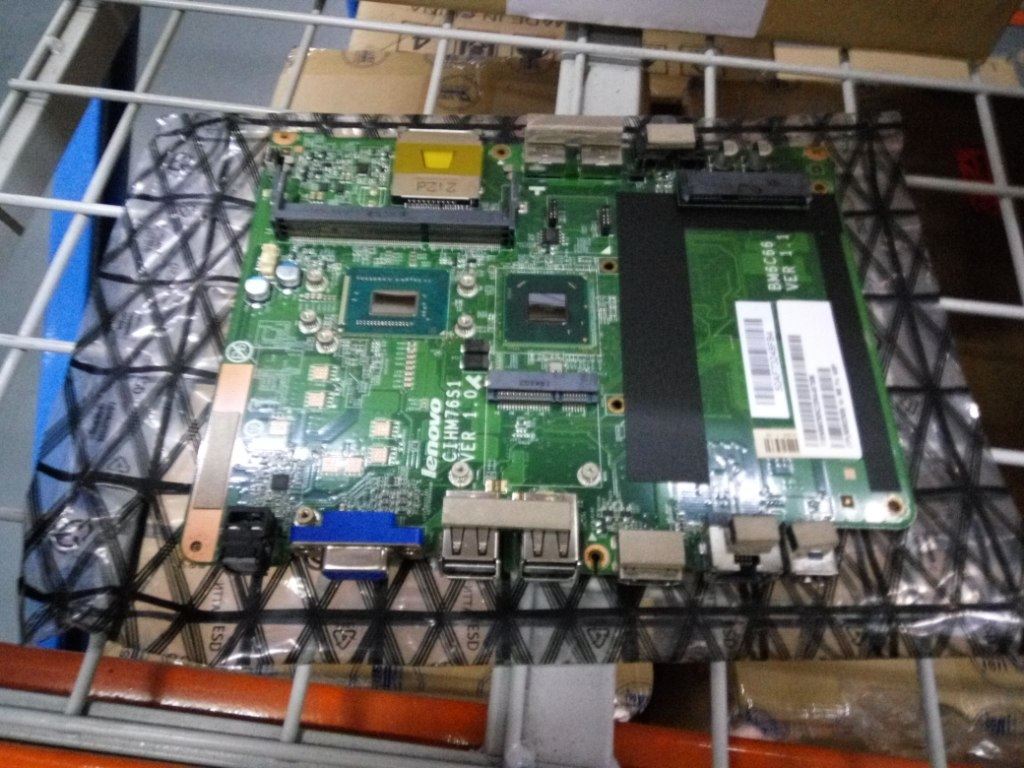 Lenovo Q190 W8P 1017U 1.6G HM70 W/ZIGBEE MB 90002509