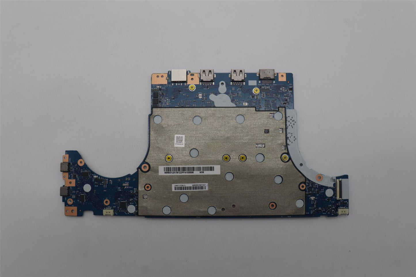 Lenovo L82Y5NOK R57640HSRTX30506G16GRM 5B21L51761