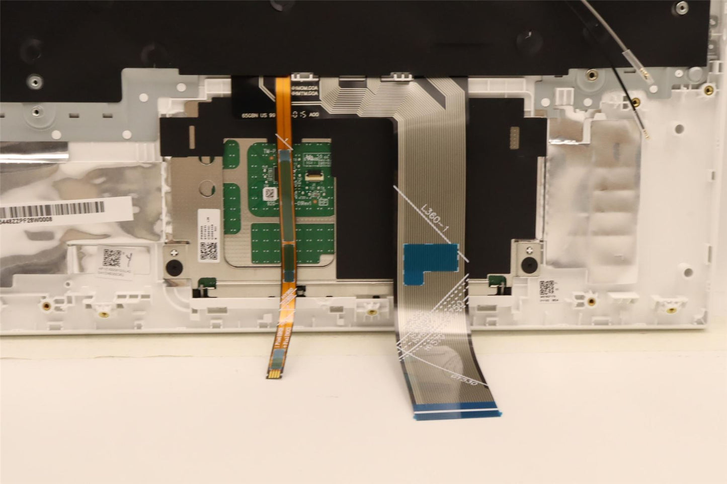 Lenovo Upper Case ASM_UKR L82JD STw/BUWRF 5CB1D05448