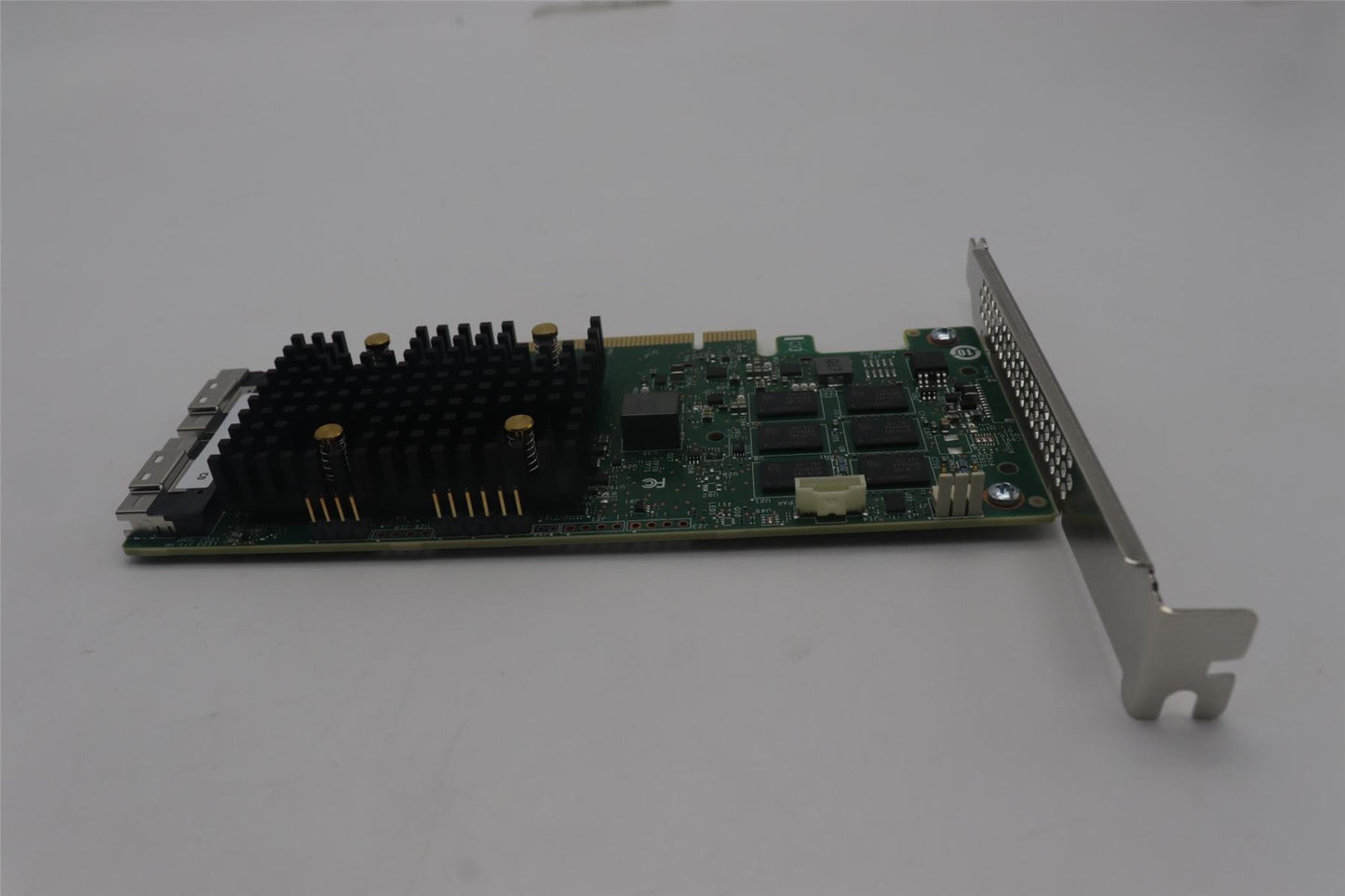 Lenovo BRCM 9560-16i Adapter ASM 5A71F30923