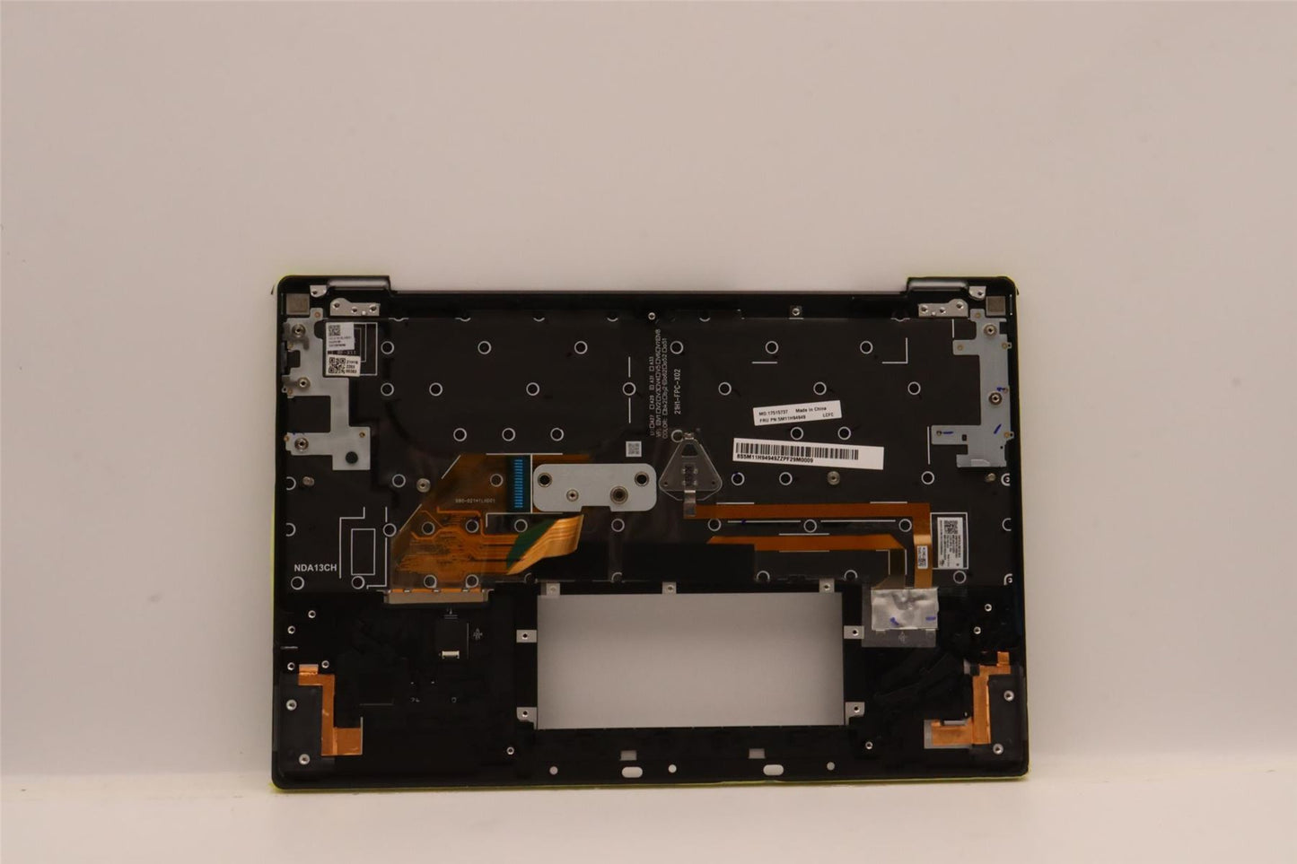 Lenovo ThinkPad Z13 Gen 1 Keyboard Palmrest Top Cover Spanish Black 5M11H94949