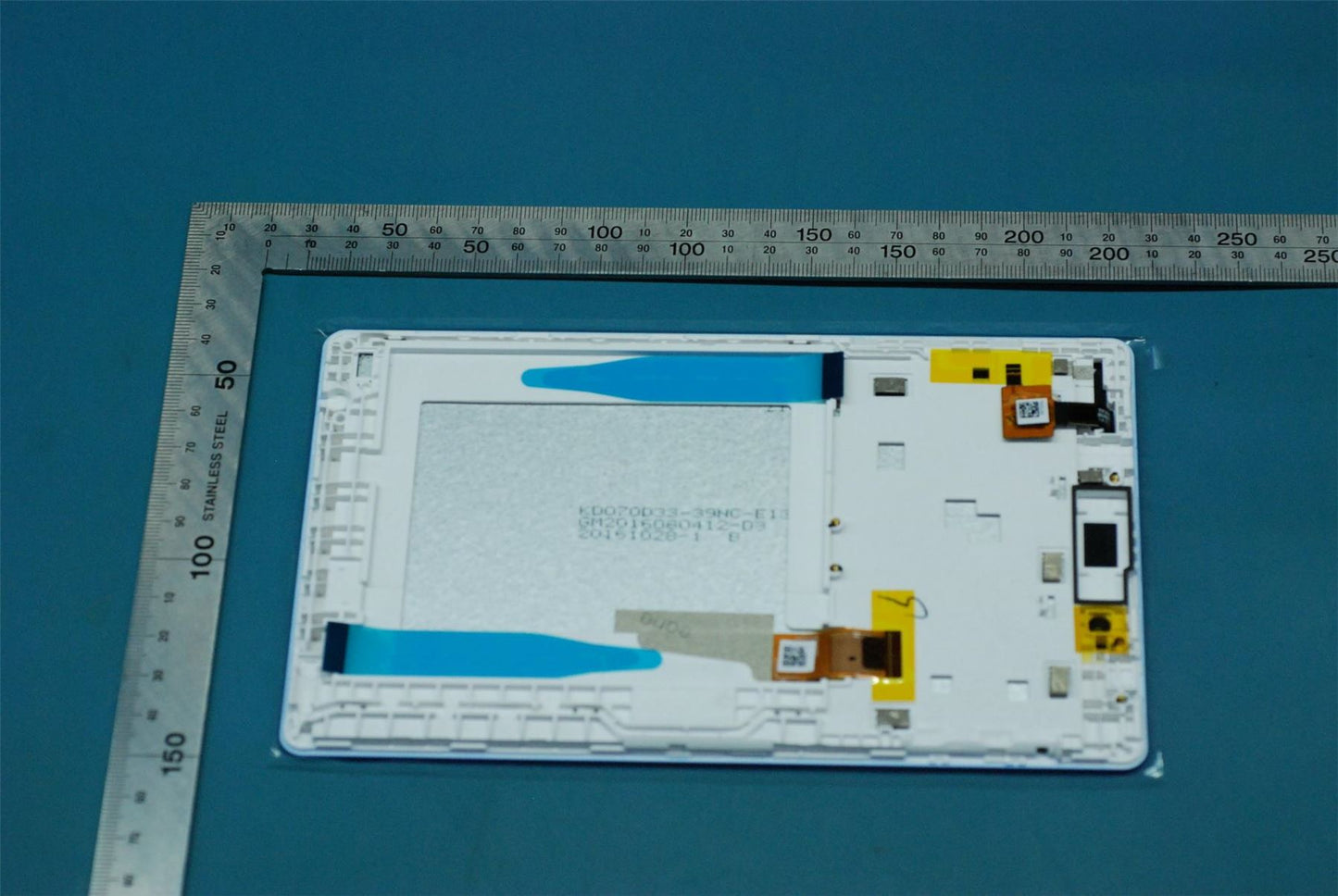 Lenovo TAB3 7 Essential Tablet (TB3-710F, TB3-710I) LCD Screen Display Assembly Touch 5D68C07011