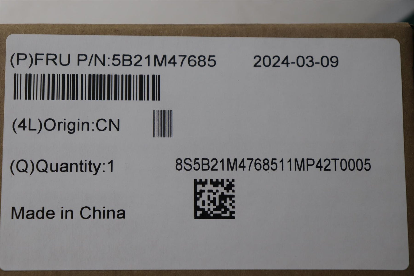 Lenovo C83FD I714700HXRTX40708G NOKRM 5B21M47685