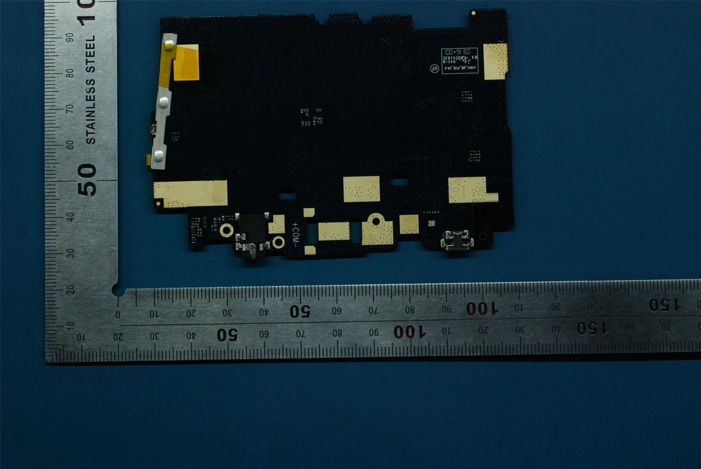 Lenovo TB3-710I MB_16G&*HQ31602133000 CS 5B28C05376