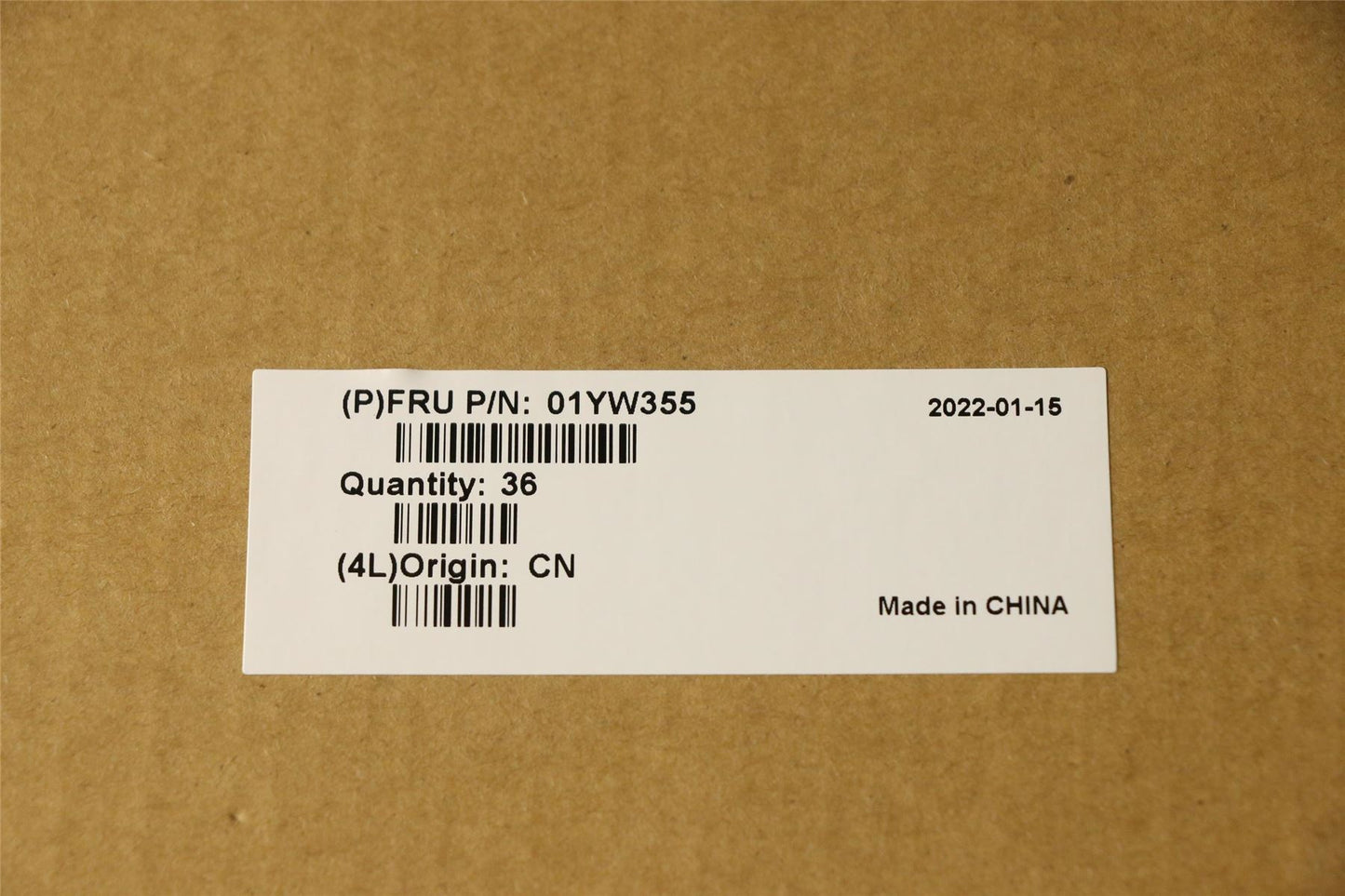 Lenovo CABLE 600mm SATA cable 01YW355